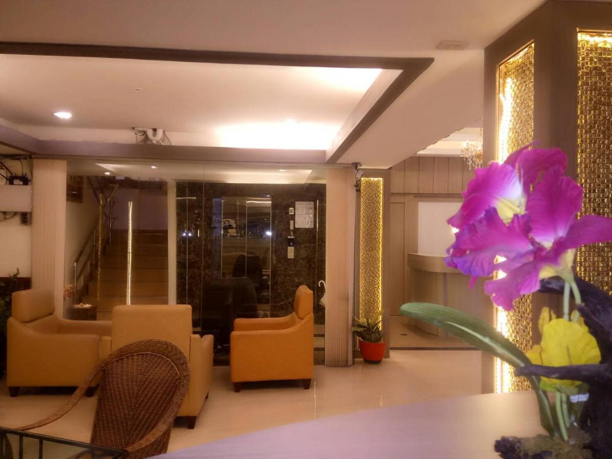 Seaview Sriracha Hotel Si Racha Exterior foto