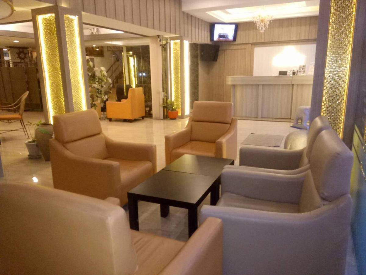 Seaview Sriracha Hotel Si Racha Exterior foto